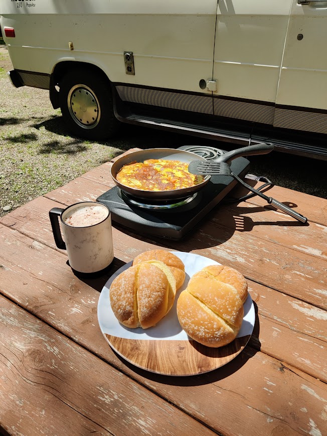 lovely breakfast in canada during campervan roadtrip